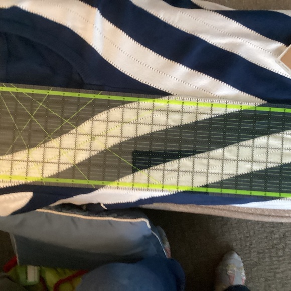 Pullover sweater - Picture 7 of 7